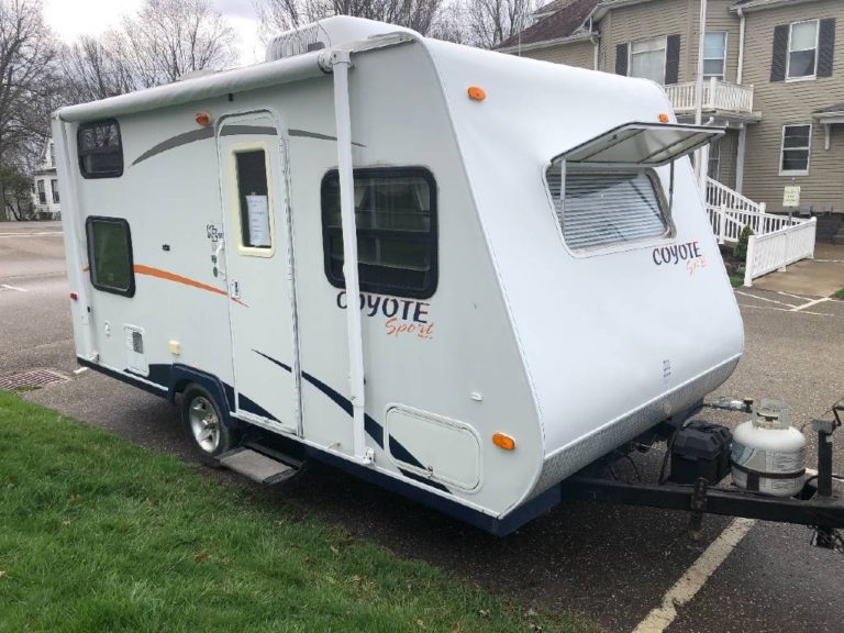 used travel trailers under 7000 lbs