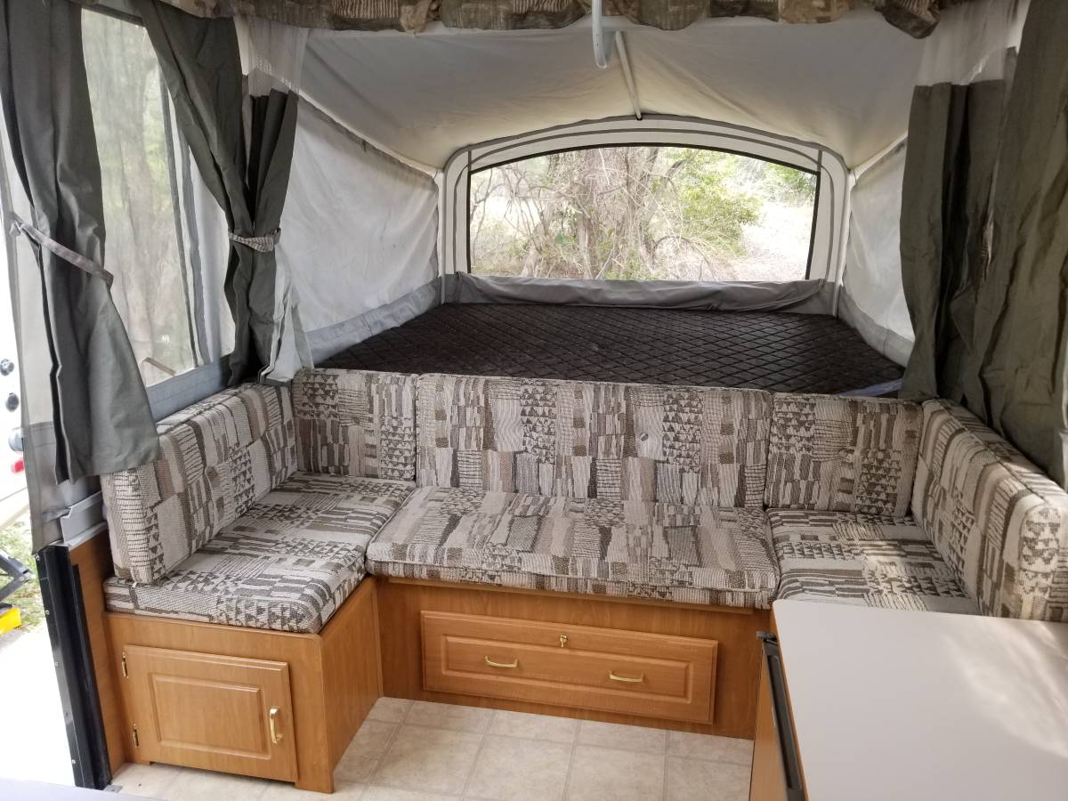 size of king pop up camper mattress